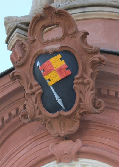 Stadtwappen_am_Chronosbrunnen.JPG