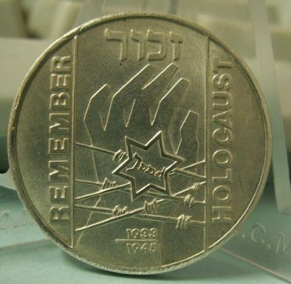 26111277-prB.jpg