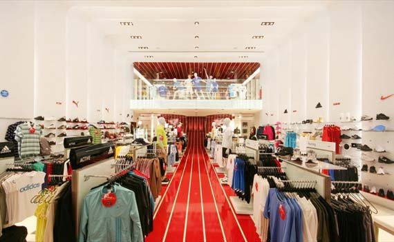 Red-and-White-Store-Interior-Color-Scheme-4.jpg