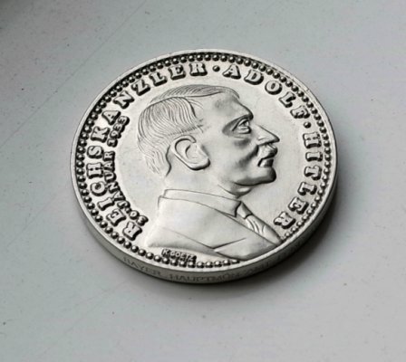 o_adolf-hitler-commemorative-coin-1933-german-empire-ww2-97f7.jpg
