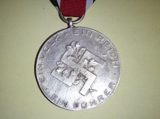 o_germany-ww2-large-adolf-hitler-silver-medal-7494.jpg