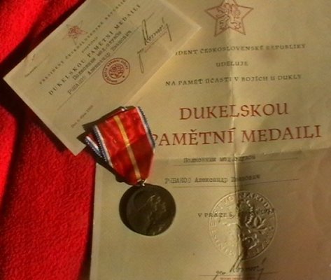 6403351439.jpg