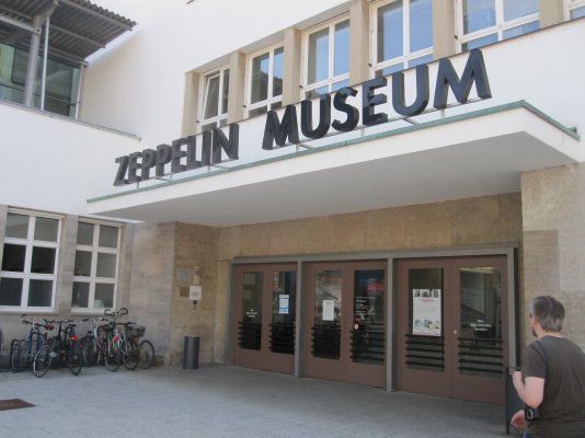 10 Фр-н Музей Цеппелина (1) — копия.JPG