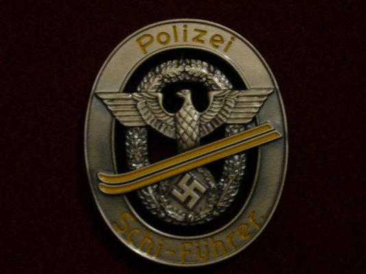 Polizei Schi-Fuhrer Фуфло.jpg