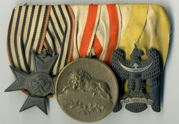 Kurhessische Юбилейная медаль - 30 Ноябрь 1813-1913.jpg