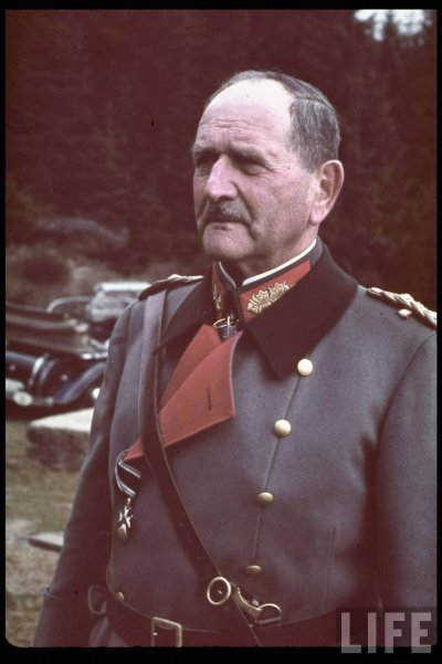3 generaloberst franz ritter von Epp during the invasion of the Sudetenland.jpg
