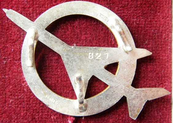 6724618782_2.jpg