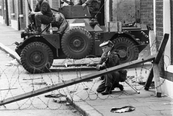 Northern Ireland The Troubles, 1970s (3).jpg