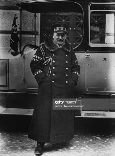 circa-1914-herr-werner-who-acted-as-chauffeur-to-empero_002.jpeg