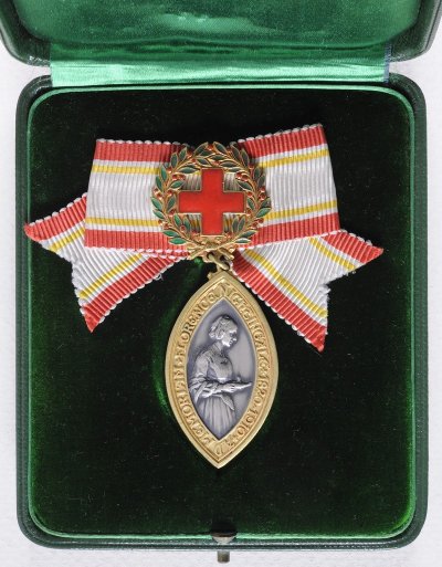 12_Medal.jpg
