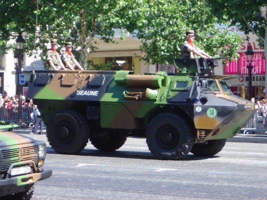 VAB_armoured_personnel_carrier_DSC00846.jpg