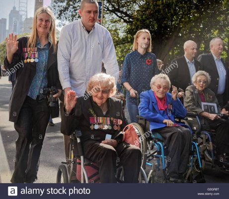 p.sydney-australia-25th-apr-2016-veterans-and-family-members-march.jpg