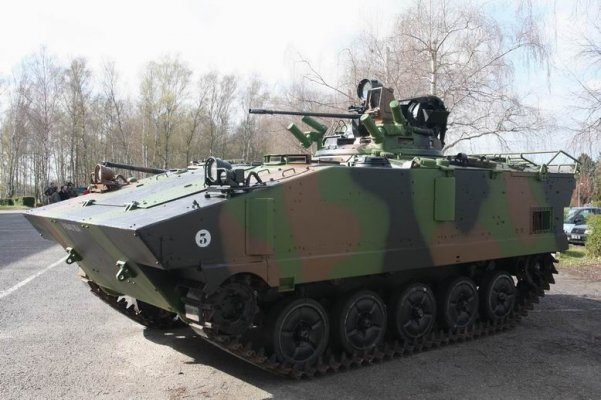 AMX-10P_3.jpg