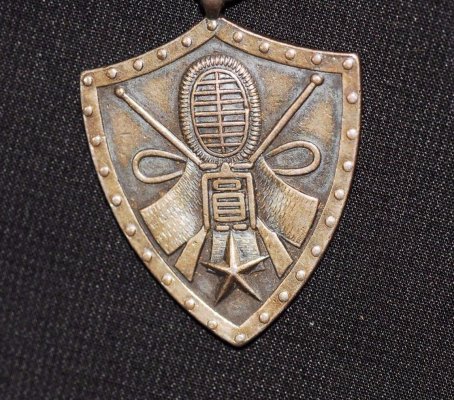 Japanese-Army-Badge-Medal-Swordsman-the-2nd-Foot.jpg