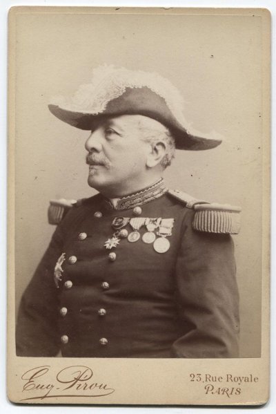 0 Cabinet-Card-French-Military-19Th-Century.jpg