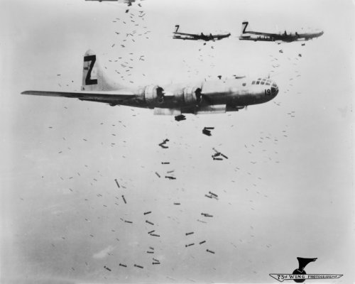450309 B-29s firebombs.jpg