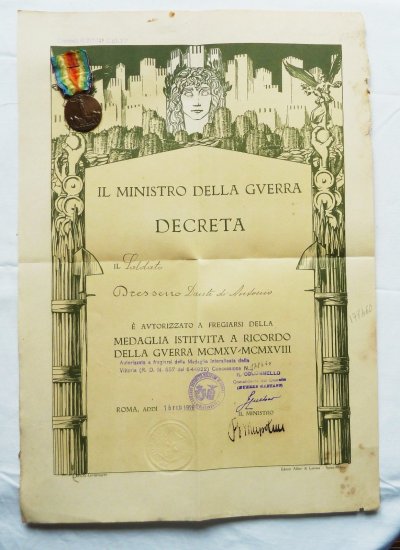 м 1919 пмв                Italian-Wwi-Mussolini-Stamp-Signature-Diploma-Medal.jpg