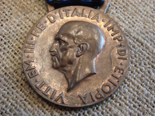 Медаль за операции в Восточной Африке 1935-1936 (2).jpg