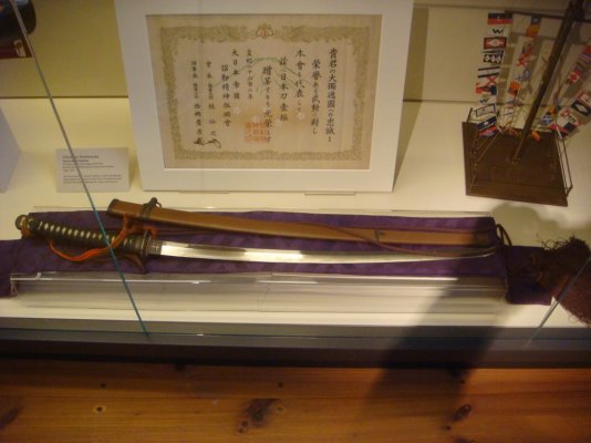 Rogge sword wh.jpg