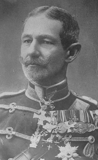 Le_général_Averescu,_commandant_du_1er_corps_d'armée_roumain.jpg