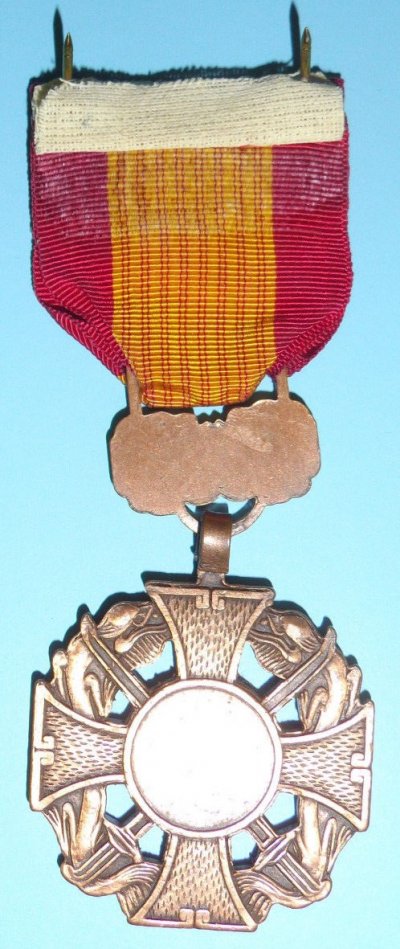 z39-RVN-Vietnam-Gallantry-Cross-Medal-original-_57.jpg