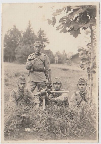 p19-WWⅡ-Japanese-army-Photo-4-soldiers-with.jpg