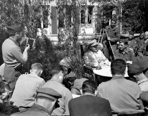 Goering press-conference.jpg