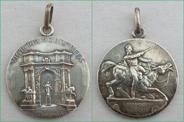 0000 Rara-Medaglia-In-Argento-Ww2-15-Gugno1930-Sempre.jpg