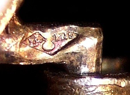 004_04.jpg