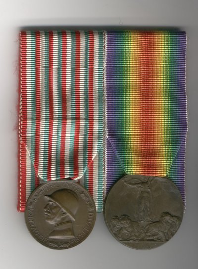Italy War Medal 1915-1918 & Victory medal.jpg