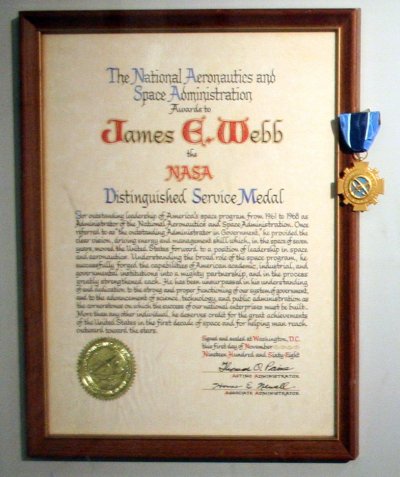 Webb-nasa-distinguished-ser.jpg