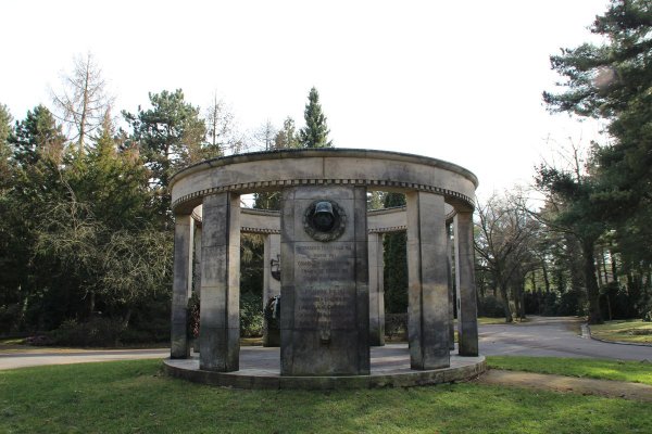 infanterie_regiment_denkmal.jpg