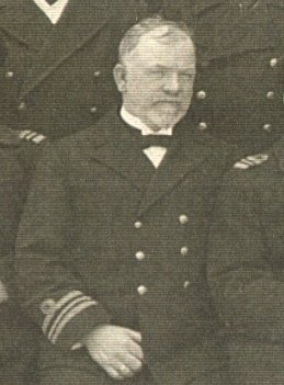 Schnberg-начало 20-х годов-старший лейтенант ВМС Эстонии.jpg