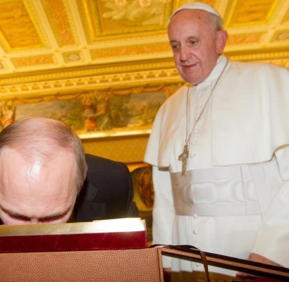Russian-President-Vladimir-Putin-meets-with-Pope-Francis.jpg