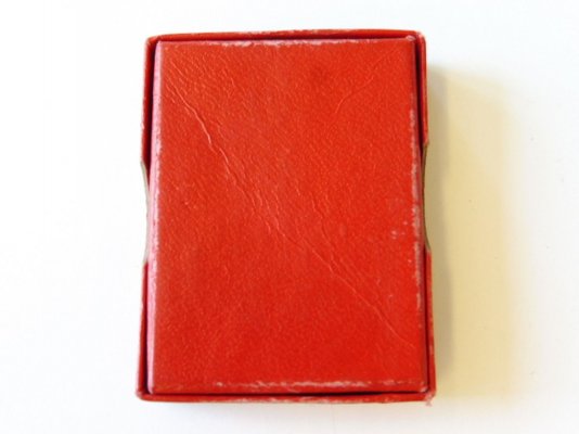 rotes-ldo-etui-aussenmasse-65-x-50-x-14mm_6.jpg