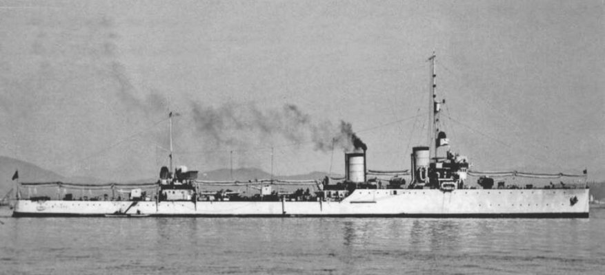 Tigre 23-2-1938 (foto Fraccaroli da Mussolini's Navy).JPG