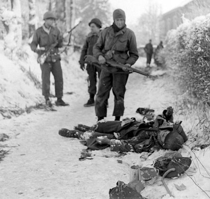 141210-battle-of-bulge-wwii-13.jpg