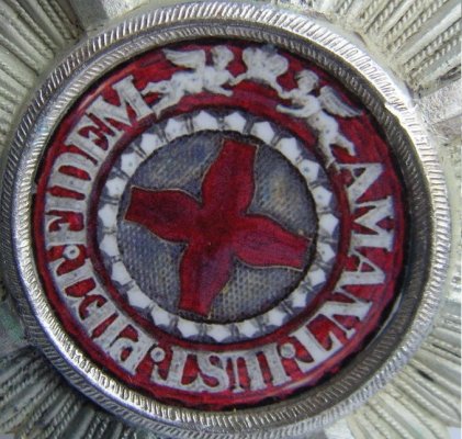 Imperial-russian-award-STAR-OF-THE-ORDER-OF-ST.-ANNA-with-swords-2.jpg