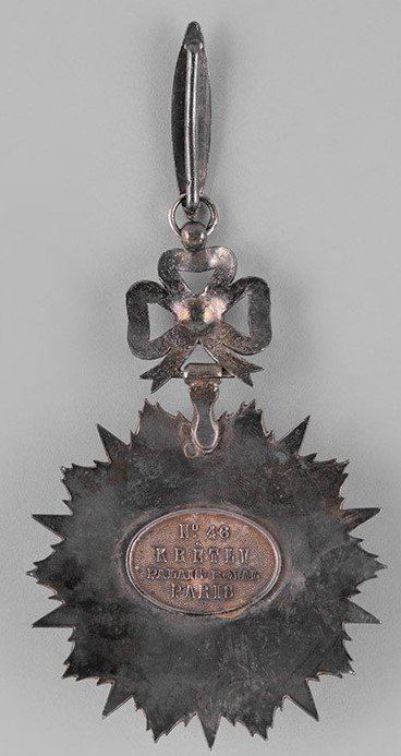 c18-027091.jpg