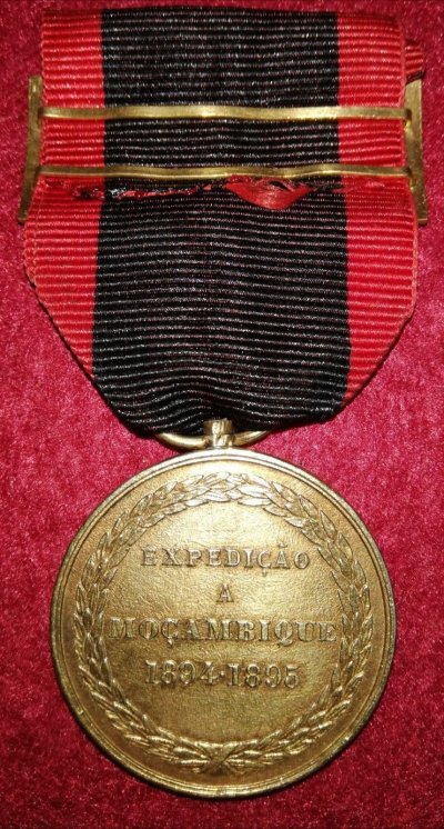 Portugal-1894-Military-Medal-Queen-Amelia-GOLD-_57.jpg