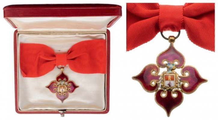 00 order-of-the-royal-corps-3462960-O.jpg