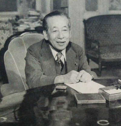 Kanamori_Tokujiro_in_1953.jpg