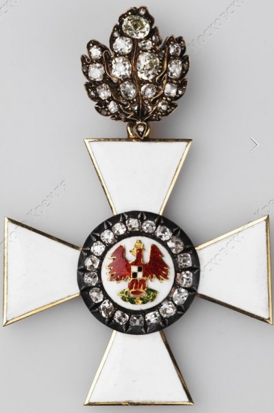 Звезда ордена Красного Орла (Большой крест) с бриллиантами и дубовыми листьями, 72Х47 мм, ОМ-282.jpg