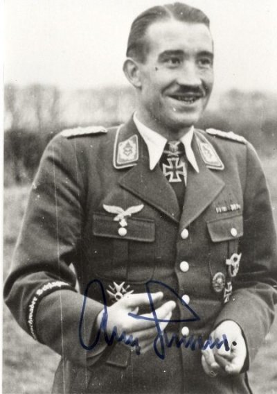 adolf-galland-47dc2265-8da8-4e83-8fdf-304b20341af-resize-750.jpeg