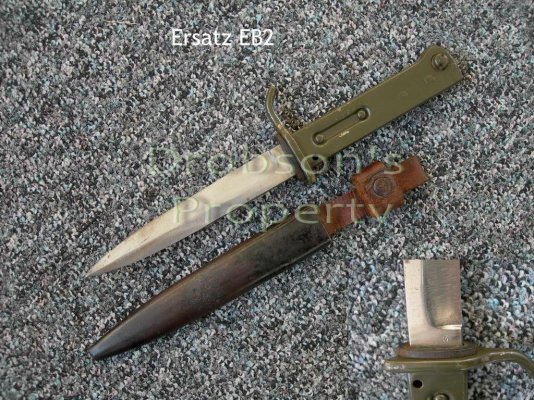 EB2 bayonet-fighting knife.jpg