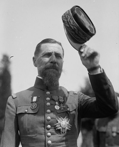 Général_Gouraud_1923.jpg