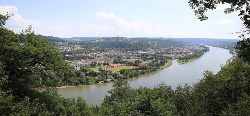 1920px-Lahnstein-Panorama.jpg