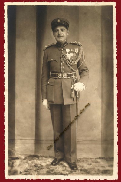 Greece-1930s-Officer-sword-orders-background.jpg