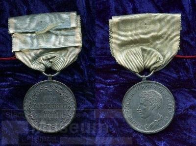 medal2.jpg
