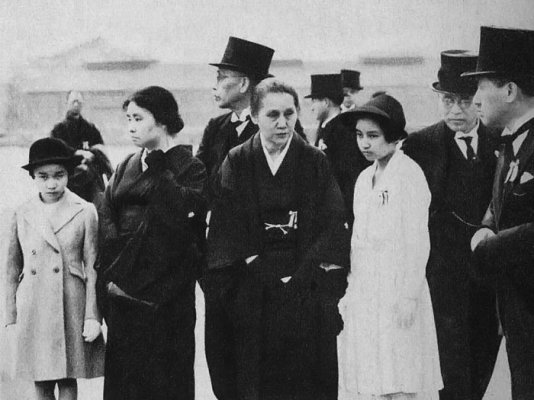 1939_04_17_saito_family_ca-34_yokohama_bj_4x3_700x.jpg